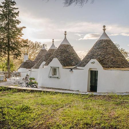 19 Secolo - Trulli Con Foresta, Bici E Barbecue 奇斯泰尼诺 外观 照片
