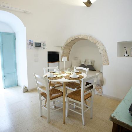 19 Secolo - Trulli Con Foresta, Bici E Barbecue 奇斯泰尼诺 外观 照片