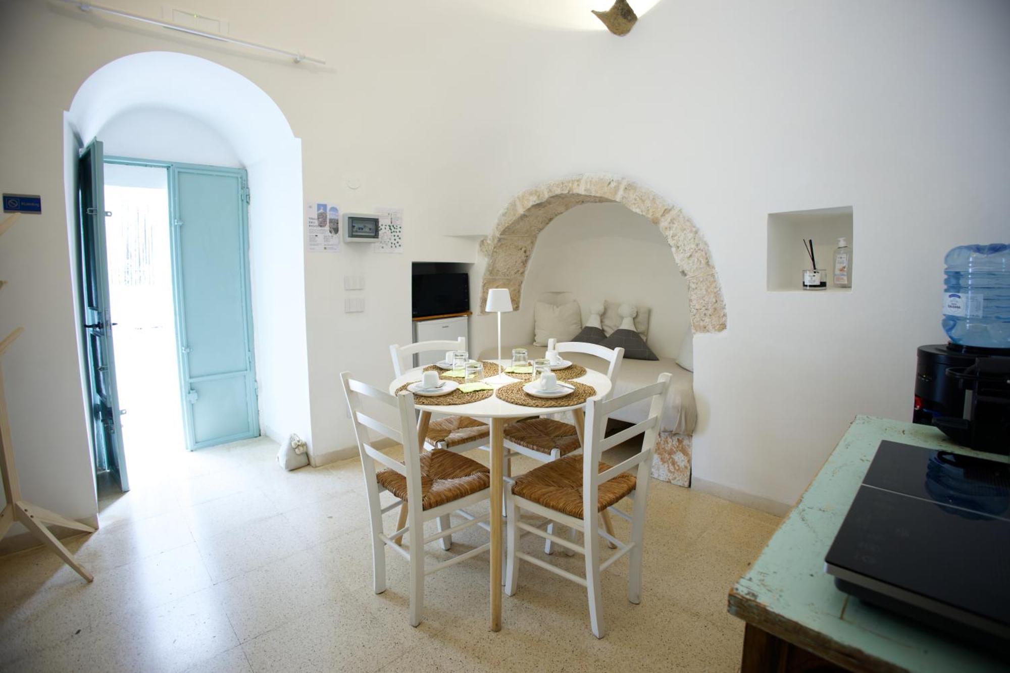 19 Secolo - Trulli Con Foresta, Bici E Barbecue 奇斯泰尼诺 外观 照片